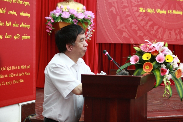 Đại diện Sở VHTTDL Lào Cai tham luận về lợi ích từ nguồn lợi du lịch
