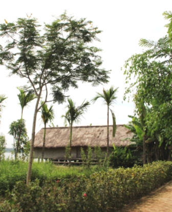 Ngôi nhà của đồng bào dân tộc K’ho tại Làng Văn hóa – Du lịch các dân tộc Việt Nam. Ảnh: Hoàng Huyền