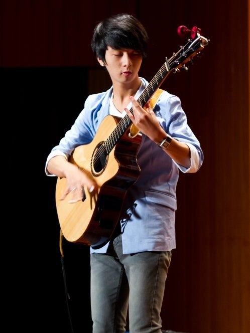 Sungha Jung - Thần đồng guitar Hàn Quốc