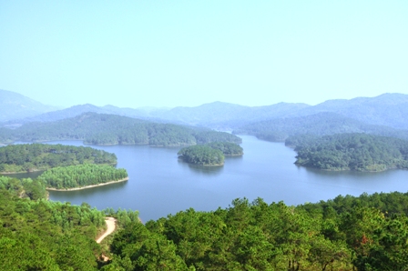 Hồ Khuôn Thần, Lục Ngạn, Bắc Giang