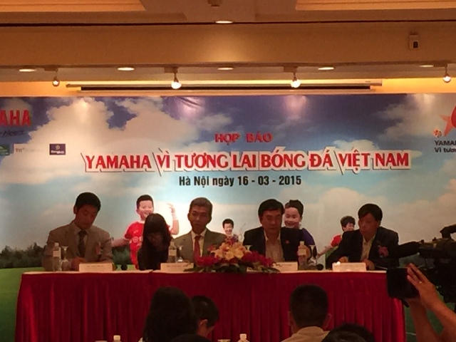 Họp báo công bố chương trình “Yamaha - Vì tương lai bóng đá Việt Nam 2015” 