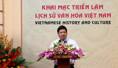 TS Nguyễn Văn Cường - Giám đốc Bảo tàng Lịch sử quốc gia Việt Nam phát biểu khai mạc Triển lãm