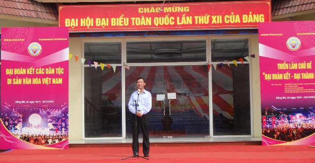 Ông Lâm Văn Khang, Phó Trưởng ban phụ trách Ban quản lý Làng Văn hóa – Du lịch các dân tộc Việt Nam, Trưởng Ban tổ chức Tuần “Đại đoàn kết các dân tộc – Di sản văn hóa Việt Nam 2015” phát biểu tại chương trình giao lưu