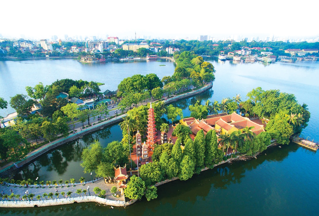 Chùa Trấn Quốc là một trong những ngôi chùa cổ nhất ở Hà Nội