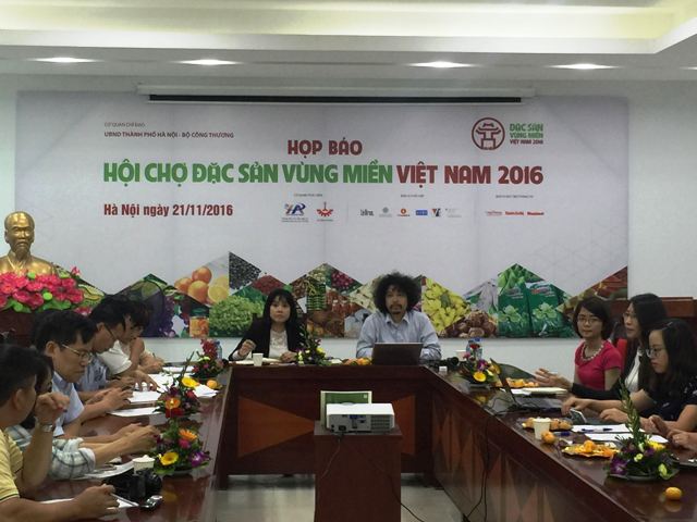 Họp báo giới thiệu Hội chợ Đặc sản vùng miền Việt Nam 2016