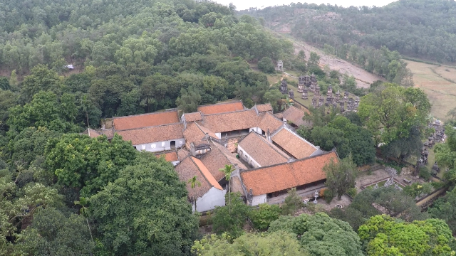 Toàn cảnh chùa Bổ Đà nhìn từ trên cao 