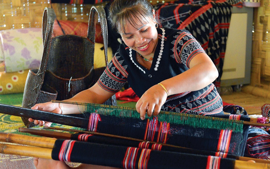 Tìm hiểu về nghề dệt thổ cẩm của đồng bào các dân tộc