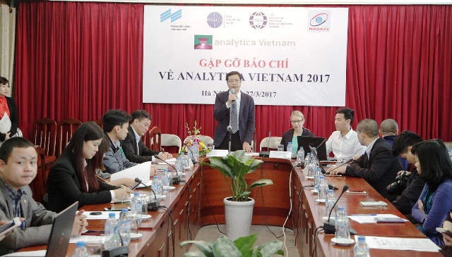 họp báo công bố triển lãm quốc tế lần thứ năm về công nghệ thí nghiệm, phân tích, công nghệ sinh học và chẩn đoán – Analytica Việt Nam năm 2017.