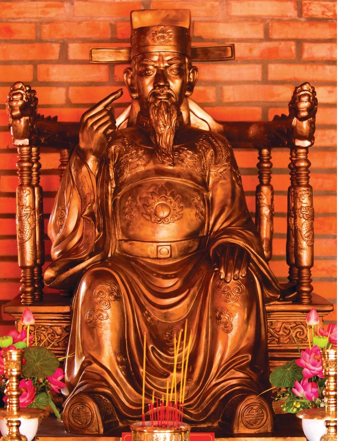 Tượng thờ Thái sư Trần Thủ Độ