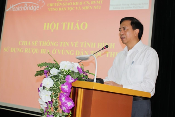 Thứ trưởng, Phó Chủ nhiệm Phan Văn Hùng phát biểu tại Hội thảo
