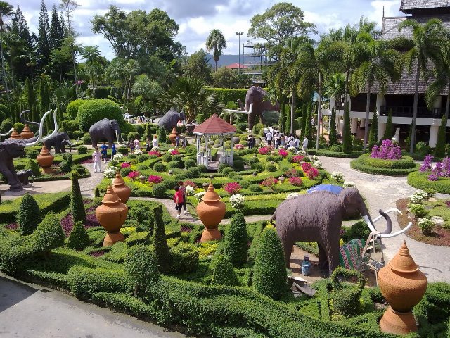 Vườn nhiệt đới Nong Nooch tại Pattaya, Thái Lan