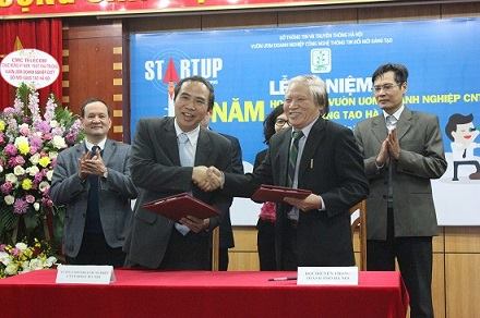 Vườn ươm Doanh nghiệp Công nghệ thông tin đổi mới sáng tạo Hà Nội ký kết hợp tác với Hội truyền thông TP