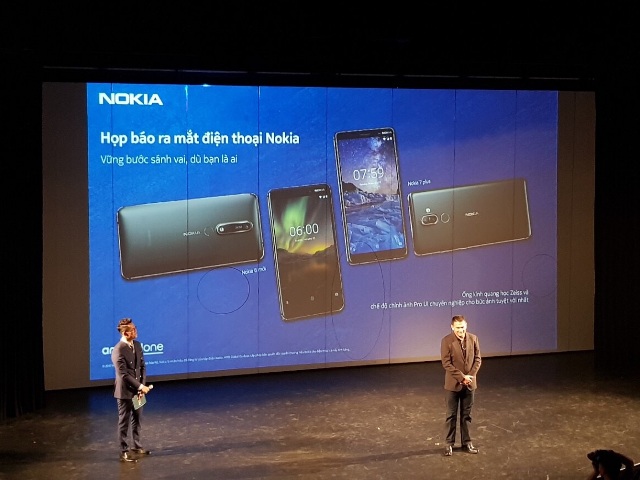 Sự kiện ra mắt smartphone Nokia thế hệ mới được tổ chức ở Hà Nội tối 18/4