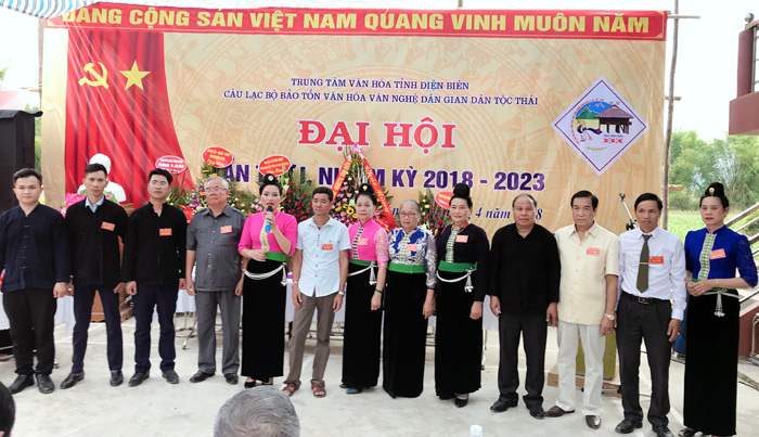 Ban chủ nhiệm CLB BTVHVNDG dân tộc Thái nhiệm kỳ 2018 – 2023 ra mắt đại hội