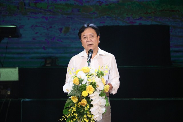 NSND Vương Duy Biên, Thứ trưởng Bộ Văn hóa, Thể thao và Du lịch - Trưởng ban Chỉ đạo phát biểu tại Lễ bế mạc