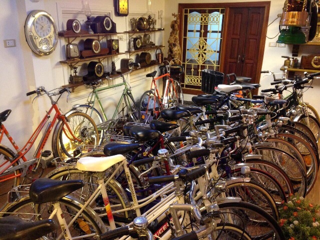 Bộ sưu tập xe đạp Peugeot cổ của Kỷ lục gia Đào Xuân Tình.
