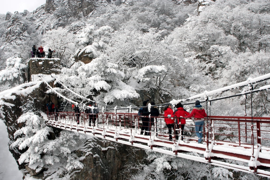 Chiến dịch nhằm thu hút khách du lịch Việt Nam đến Hàn Quốc trải nghiệm trượt tuyết
