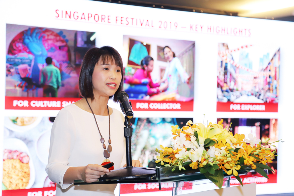 Bà Sherleen SEAH - Trưởng Đại Diện Văn phòng Tổng cục Du lịch Singapore tại Việt Nam phát biểu tại họp báo