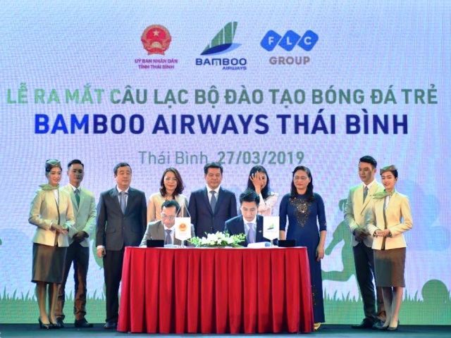 Lễ kí kết thoả thuận hợp tác phát triển CLB Đào tạo bóng đá trẻ Bamboo Airways Thái Bình 