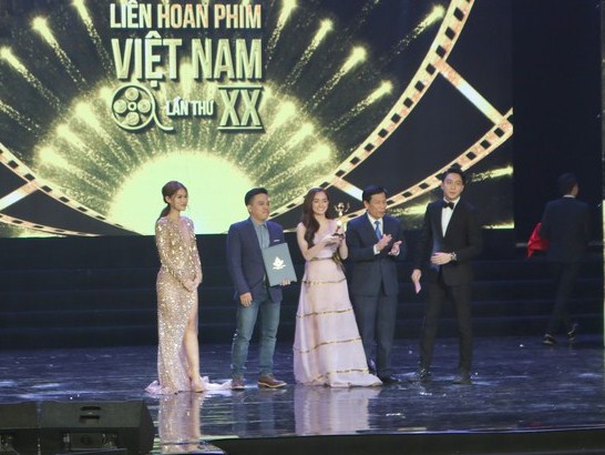 Hình ảnh trong lễ trao giải Liên hoan phim Việt Nam lần thứ 20 năm 2017