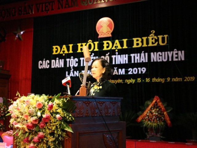Bà Trương Thị Mai, Ủy viên Bộ Chính trị, Bí thư Trung ương Đảng, Trưởng Ban Dân vận Trung Ương phát biểu tại Đại hội