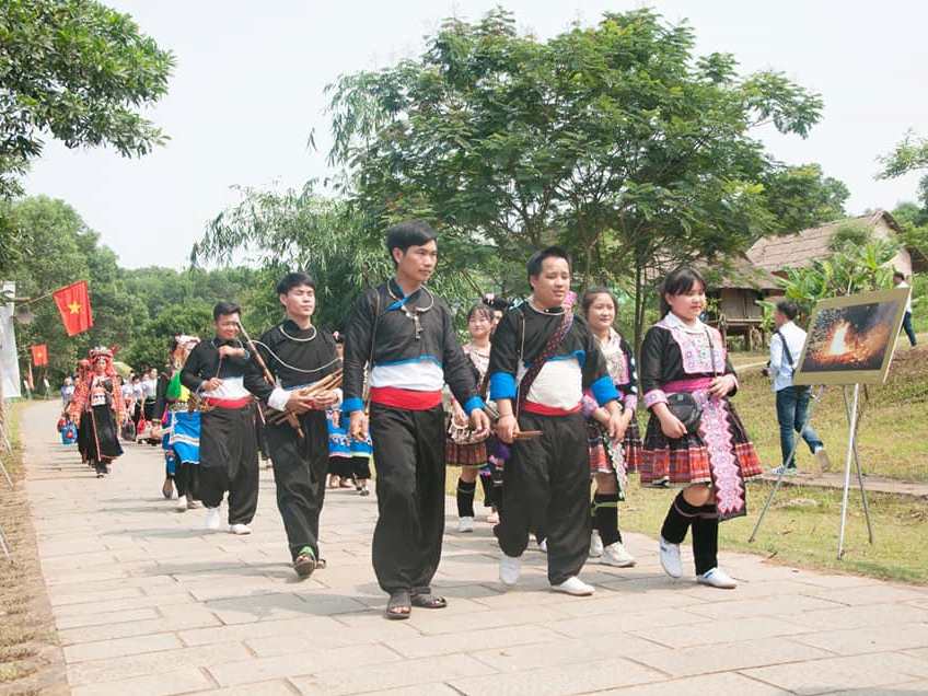 Hoạt động của đồng bào dân tộc tại Làng Văn hóa - Du lịch các dân tộc Việt Nam