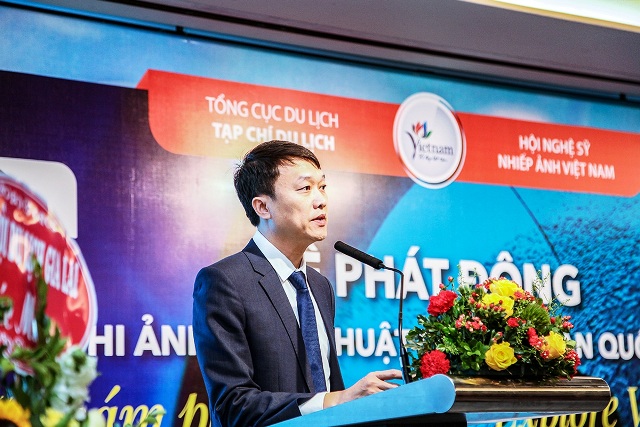 Ông Nguyễn Đức Xuyên, Tổng Biên tập Tạp chí Du lịch, Phó Trưởng ban tổ chức cuộc thi phát biểu tại lễ phát động