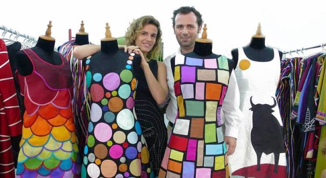 Chula Fashion được thành lập vào năm 2004 bởi Diego Cortizas và Laura Fontan, cặp đôi đến từ Tây Ban Nha. Sau chuyến du lịch đến Việt Nam, họ đã phải lòng đất nước này nên đã quyết định quay trở lại và cho ra đời thương hiệu thời trang của riêng mình.