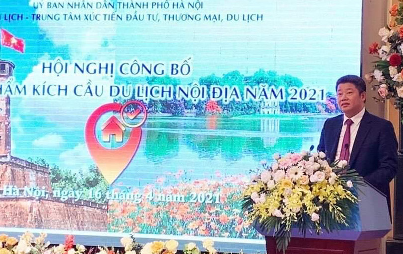 Phó Chủ tịch UBND thành phố Hà Nội Nguyễn Mạnh Quyền phát biểu tại Hội nghị.